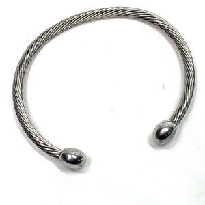 Q-Ray Silver-Plated Deluxe Twisted Band Wellness Bracelet 2.75" Size Large